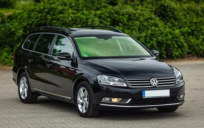 Volkswagen Passat cena 28500 przebieg: 260000, rok produkcji 2011 z Gubin małe 631